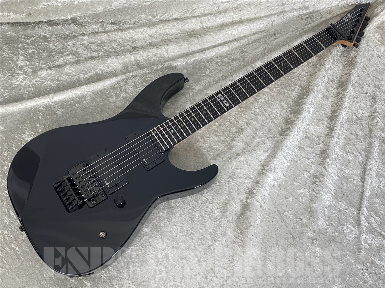 【即納可能】E-II(イーツー) M-II Neck Thru / Black お茶の水駅前店(東京)