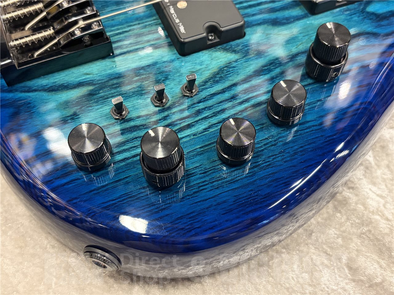 【即納可能】Sire（サイアー）Marcus Miller M5 Ash 4st 2nd Generation（Transparent Blue）　名古屋店 - 4