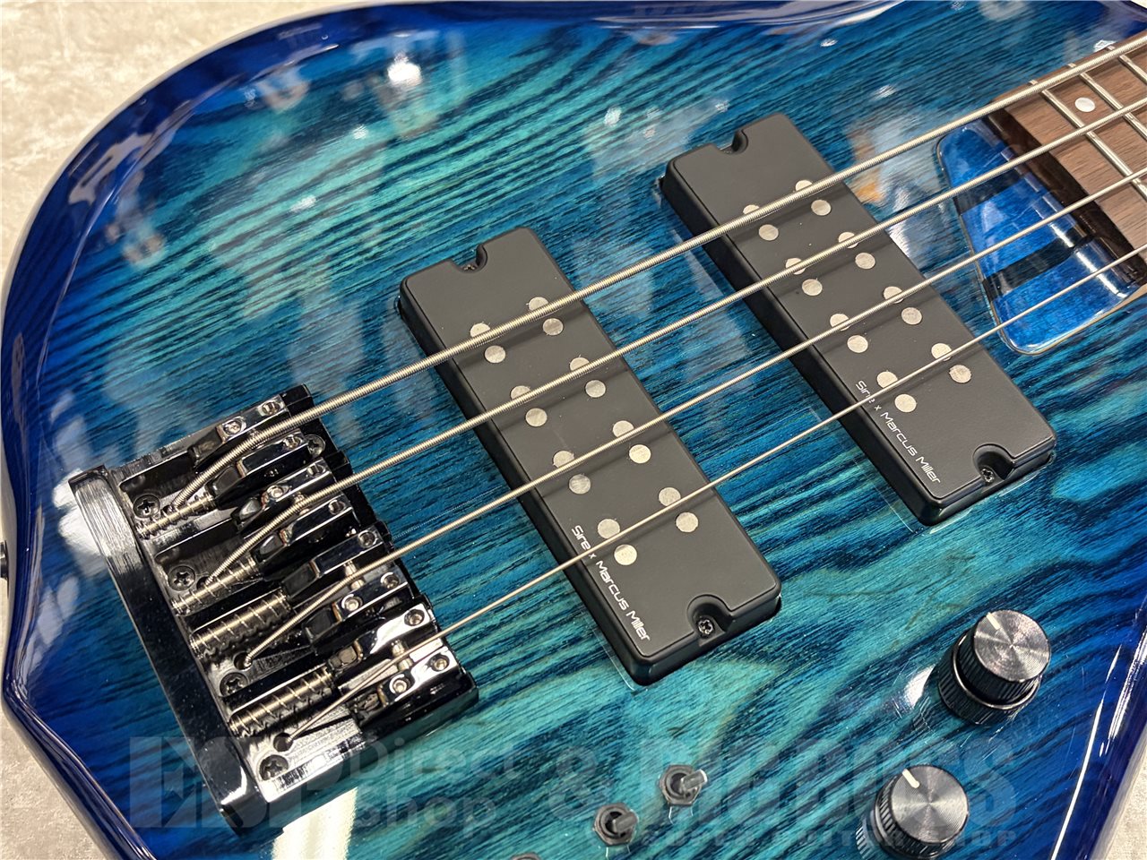 【即納可能】Sire（サイアー）Marcus Miller M5 Ash 4st 2nd Generation（Transparent Blue）　名古屋店 - 3