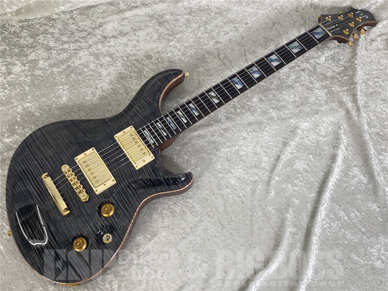 【即納可能】ESP(イーエスピー) MAVERICK / Black お茶の水駅前店(東京)
