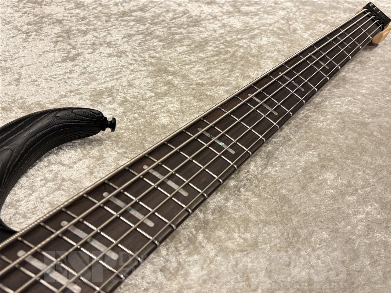 【即納可能】Sire（サイアー）Marcus Miller M6 5-String Headless（Black）　名古屋店 - 5