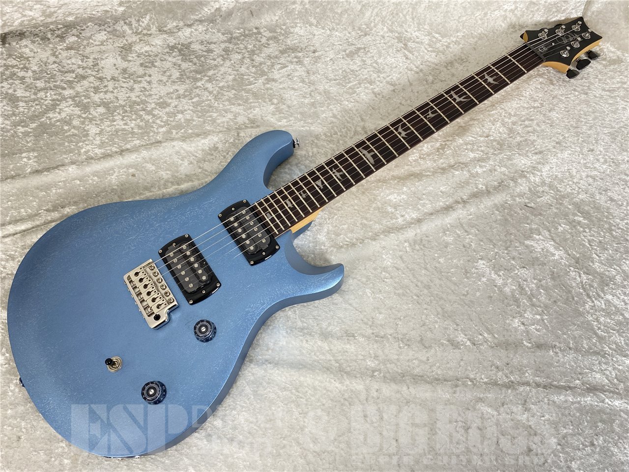 【即納可能】Paul Reed Smith(PRS/ポールリードスミス) SE CE 24 STANDARD SATIN(Ice Blue Metallic) お茶の水駅前店(東京)