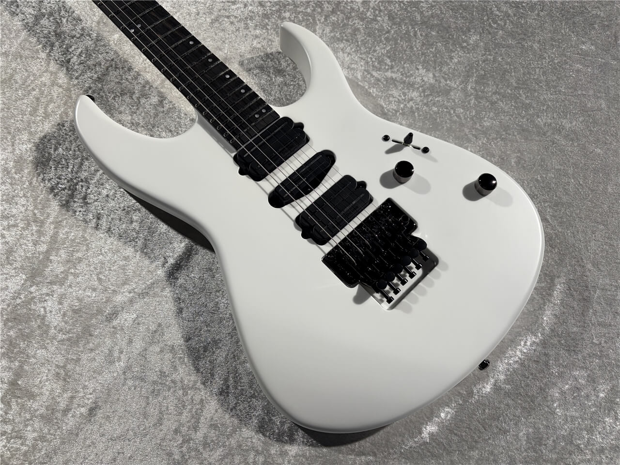 【即納可能】EDWARDS(エドワーズ) E-CY (Snow White Satin) 札幌店 - 10