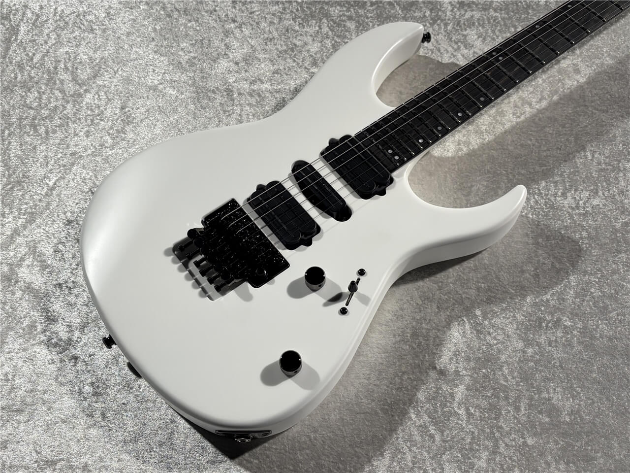 【即納可能】EDWARDS(エドワーズ) E-CY (Snow White Satin) 札幌店 - 2