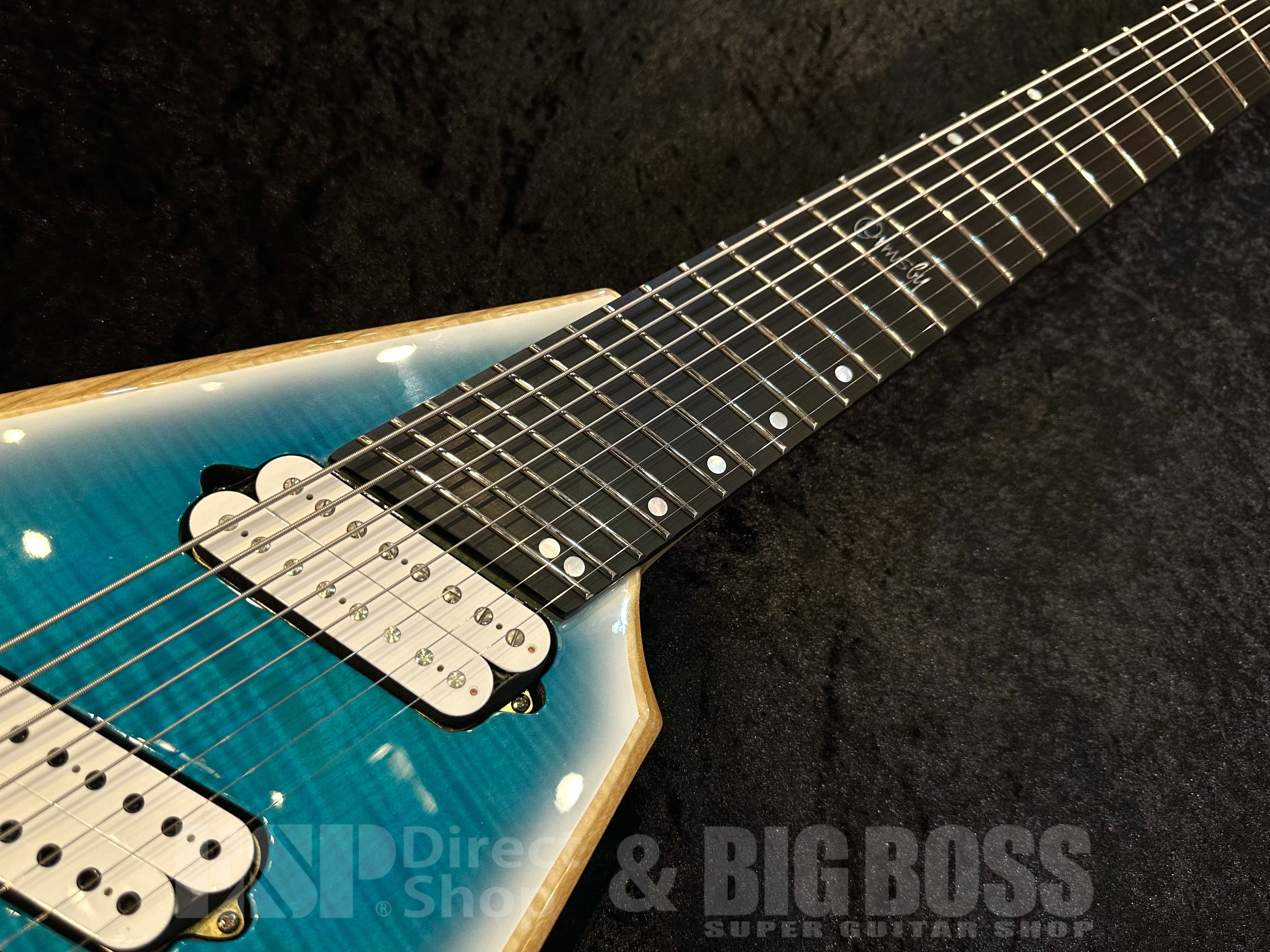 【中古/即納可能】Ormsby Guitars METAL V HEADLESS G8 SA【ICE COOL】福岡店 - 4