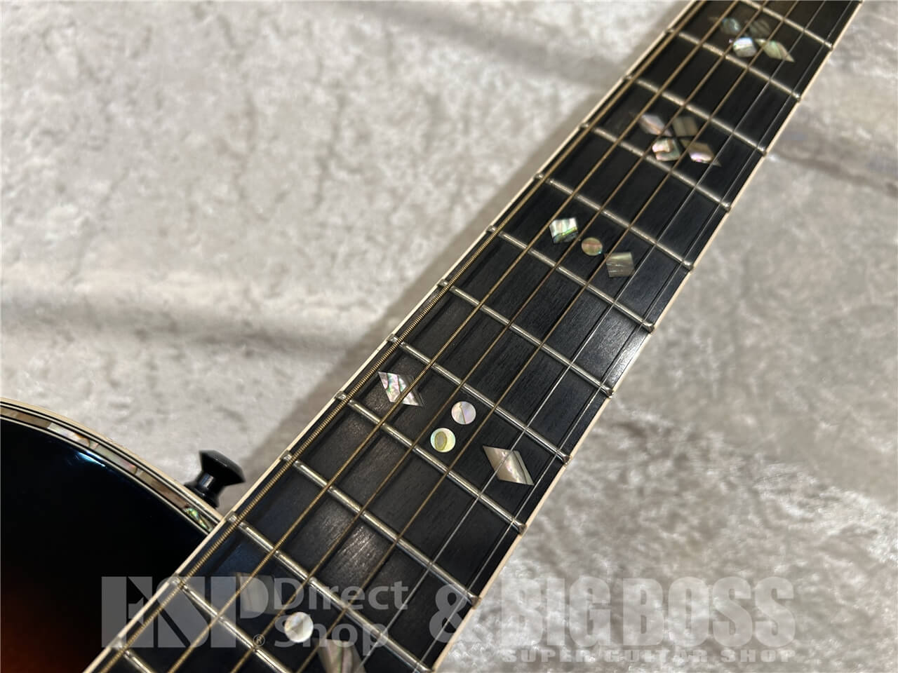 【即納可能/中古品】 Ovation (オヴェーション) Custom Legend 1769 / Sunburst 仙台店 - 4