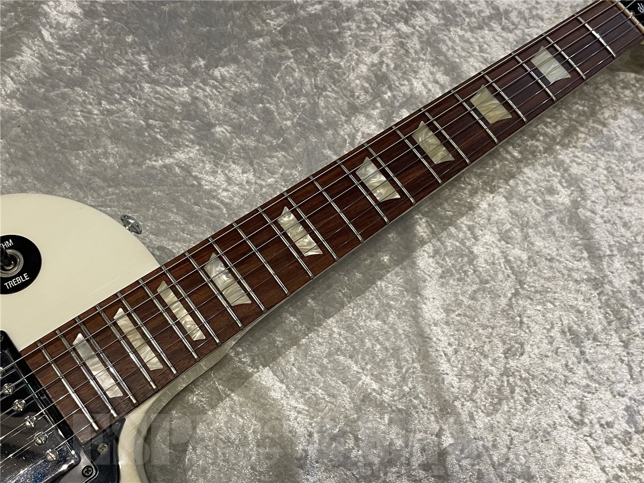 【中古品/即納可能】Gibson(ギブソン) Les Paul Studio (Antique white) 広島店 - 3