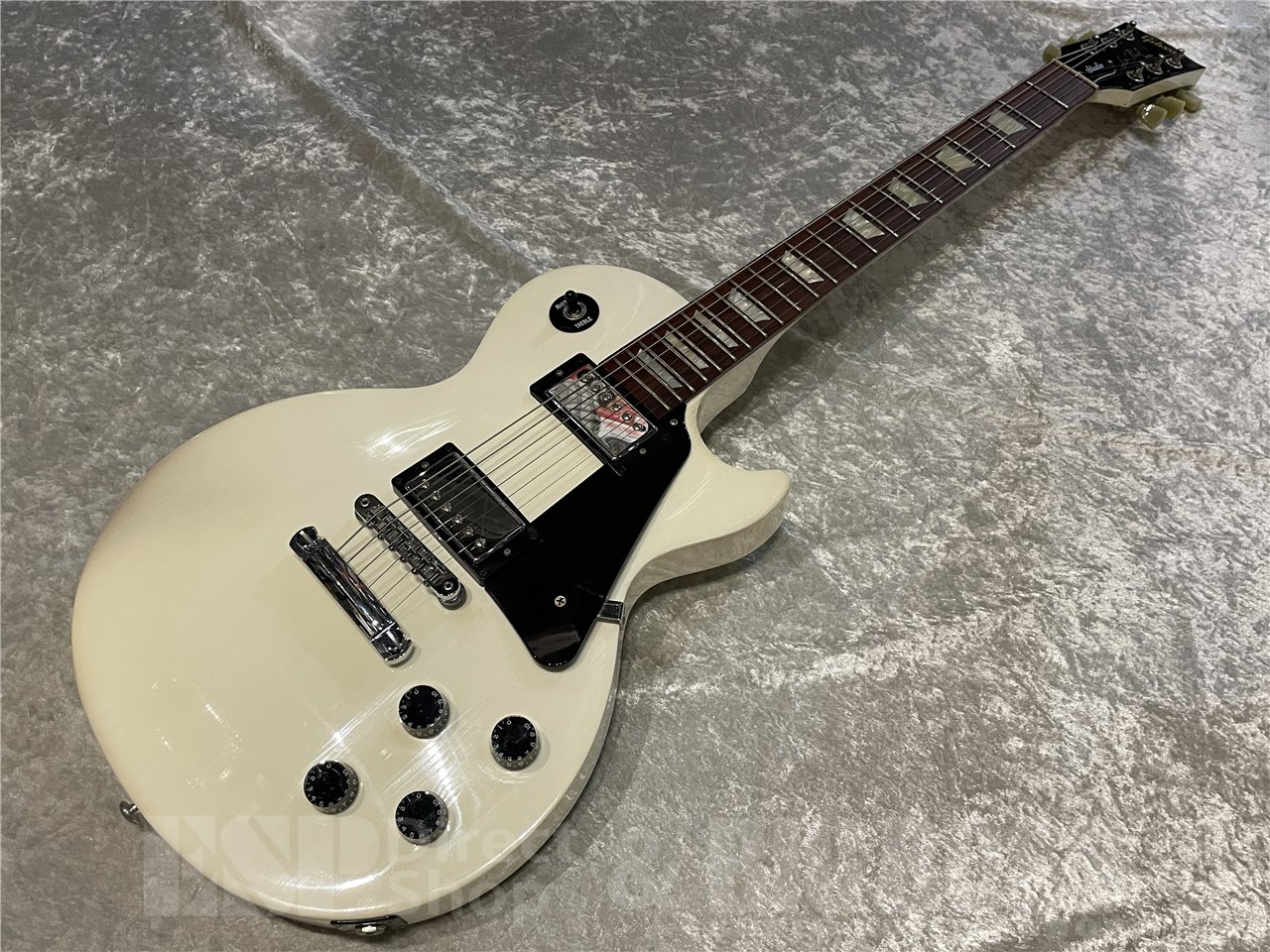 【中古品/即納可能】Gibson(ギブソン) Les Paul Studio (Antique white) 広島店