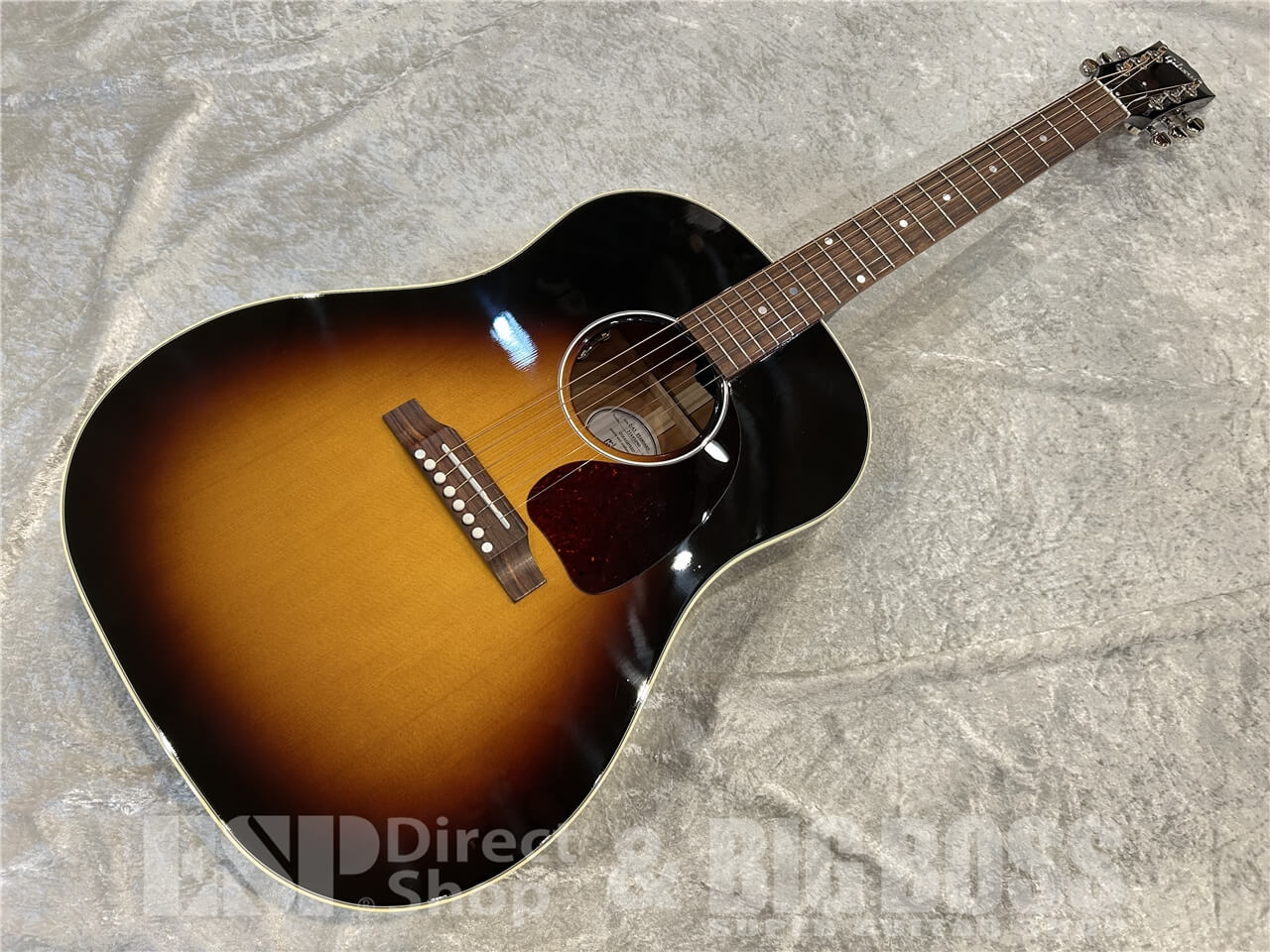 【即納可能】Gibson（ギブソン）J-45 Standard / Vintage Sunburst 仙台店