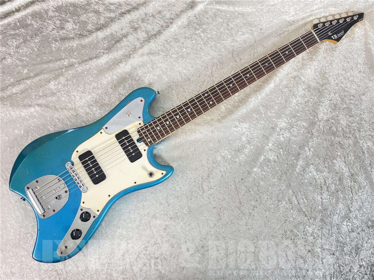 【即納可能】T.S factory(ティーエス ファクトリー) 151A-MO BASS-VI Type 2026/06#028 (Light Blue Metallic) お茶の水駅前店(東京) - 2