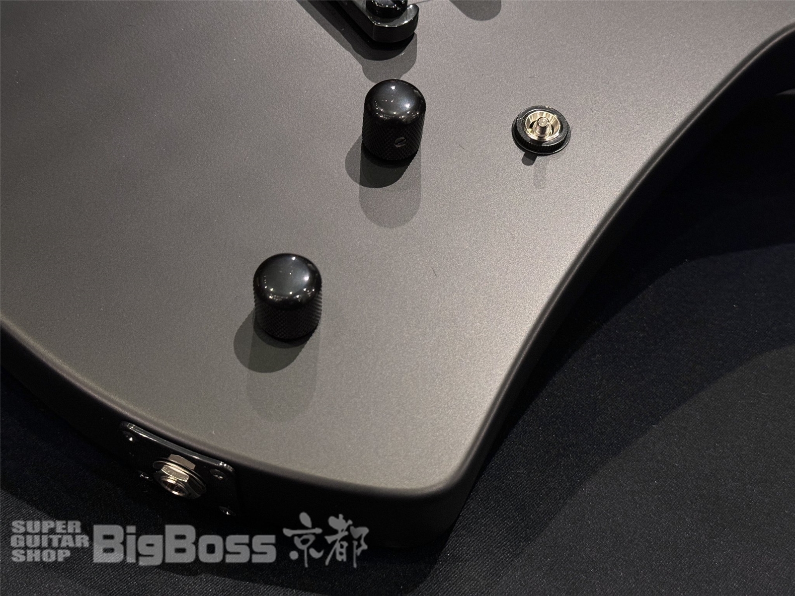 【即納可能】ESP(イーエスピー) SNAKEBYTE (METALLICA James Hetfieldモデル) / Black Satin 京都店 - 3