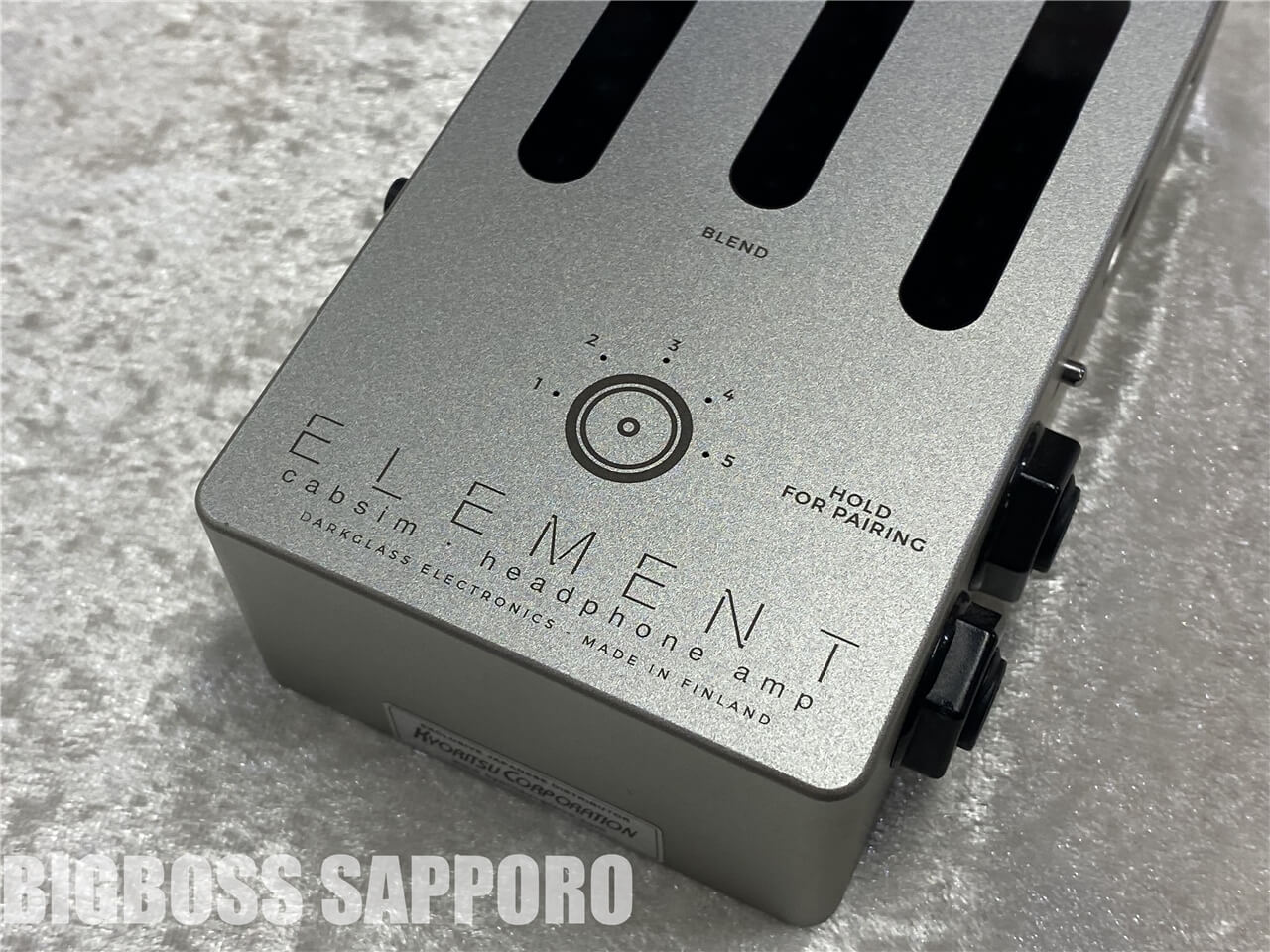【即納可能】Darkglass Electronics(ダークグラスエレクトロニクス) ELEMENT (キャビネットシミュレーター／ヘッドフォンアンプ) 札幌店 - 3