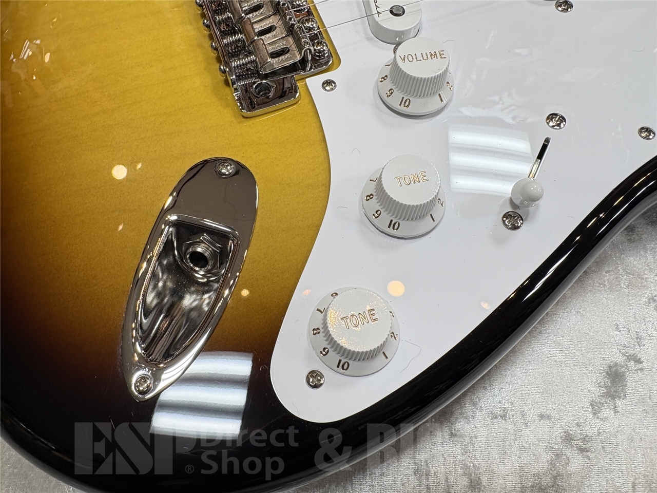 【USED/即納可能】Fender Custom Shop Eric Clapton Signature Stratocaster NOS/2 Color Sunburst GWS - 5
