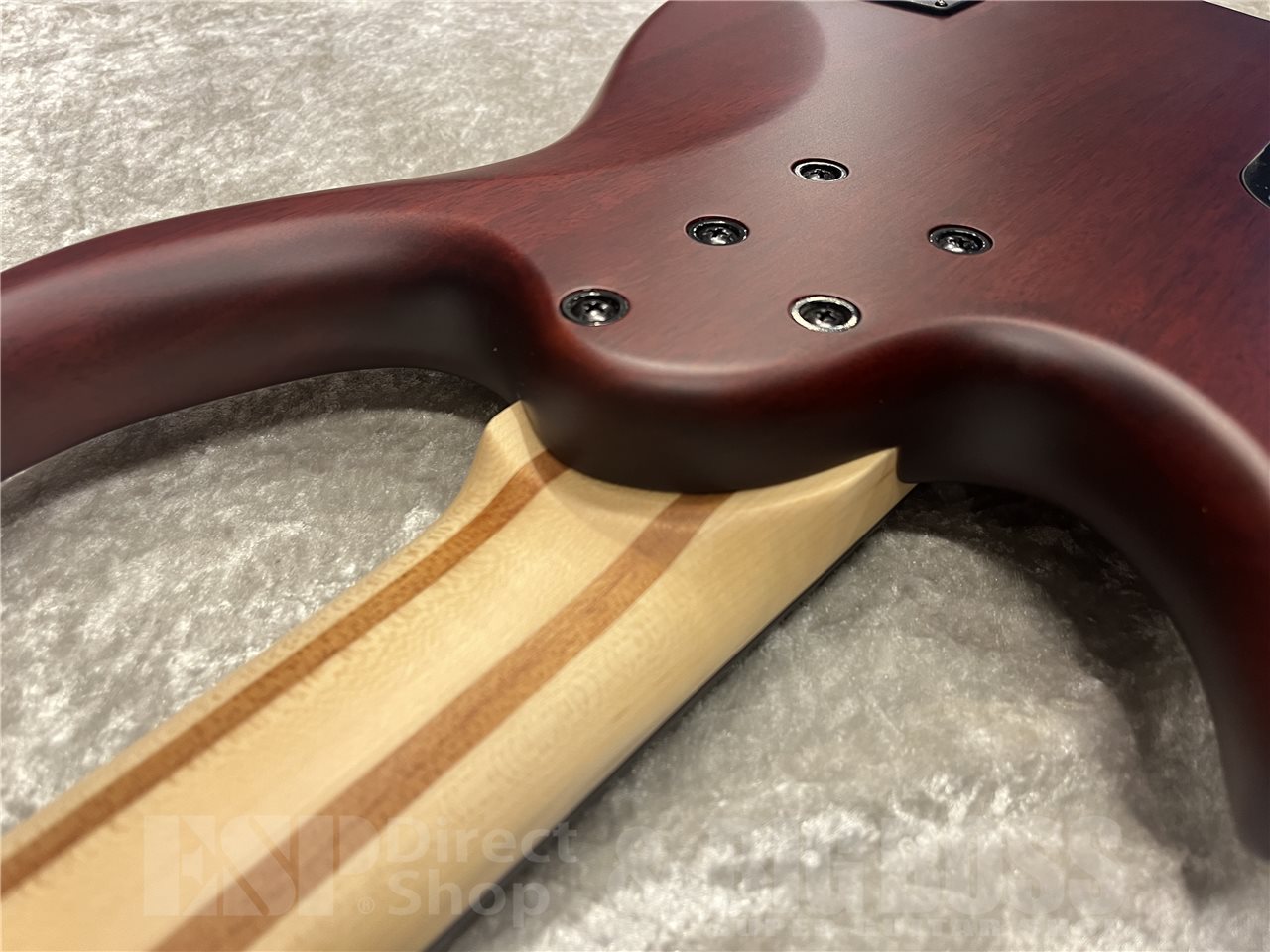【即納可能】Sire（サイアー）Marcus Miller M6 5-String Headless / MA.S（Mahogany Satin）　名古屋店 - 10