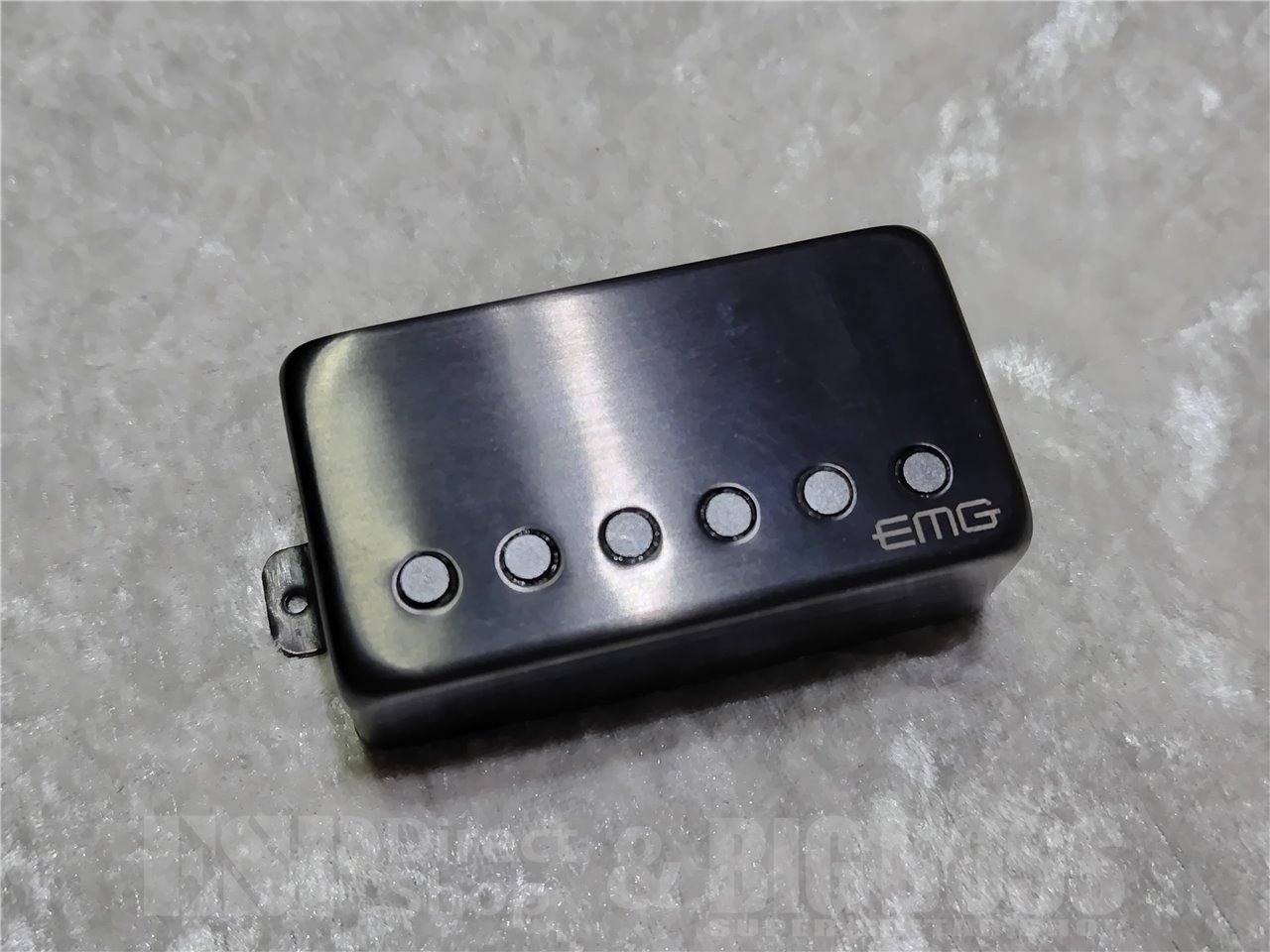 【中古品/即納可能】EMG 57TW 広島店