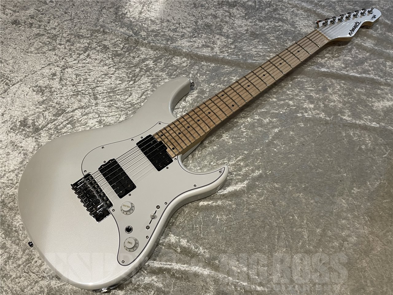 【即納可能】EDWARDS(エドワーズ) E-SYUNAPPER-7 (Pearl White) 広島店
