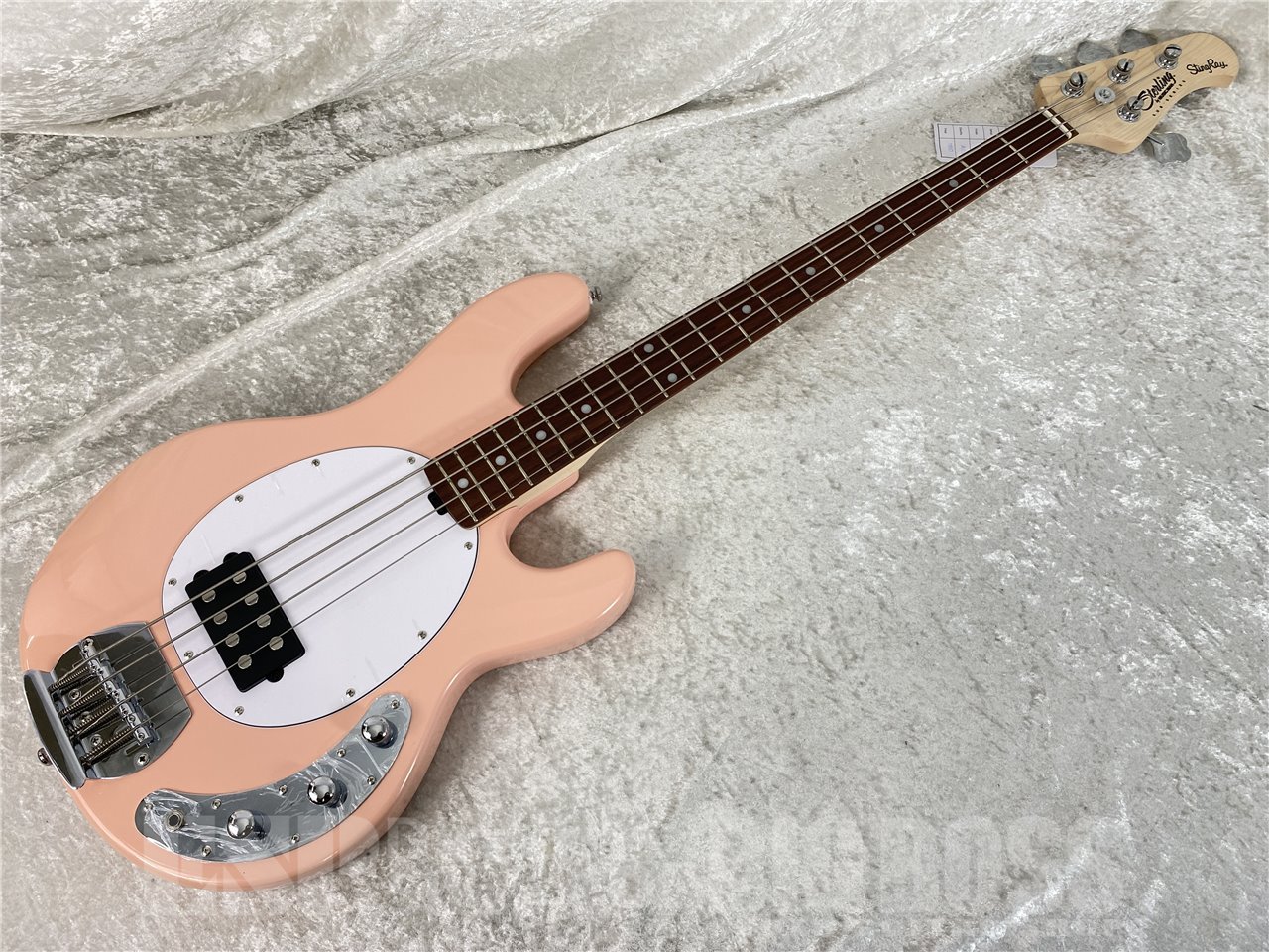 【即納可能】Sterling by MUSIC MAN(スターリンバイミュージックマン) S.U.B RAY4 / Pueblo Pink お茶の水駅前店(東京)