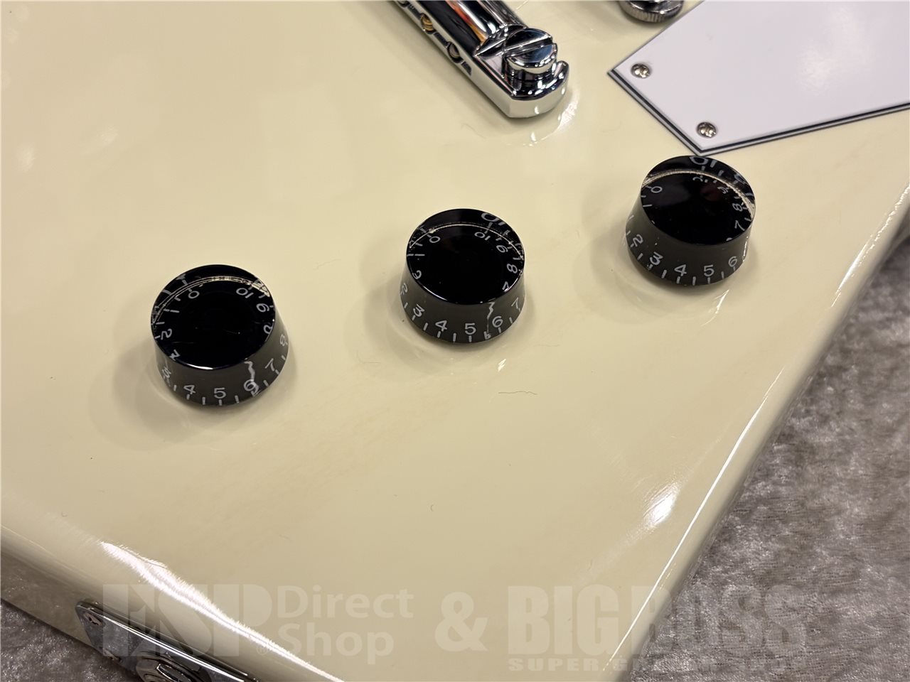 【即納可能】Gibson(ギブソン)70s Explorer(Classic White) 名古屋店 - 4