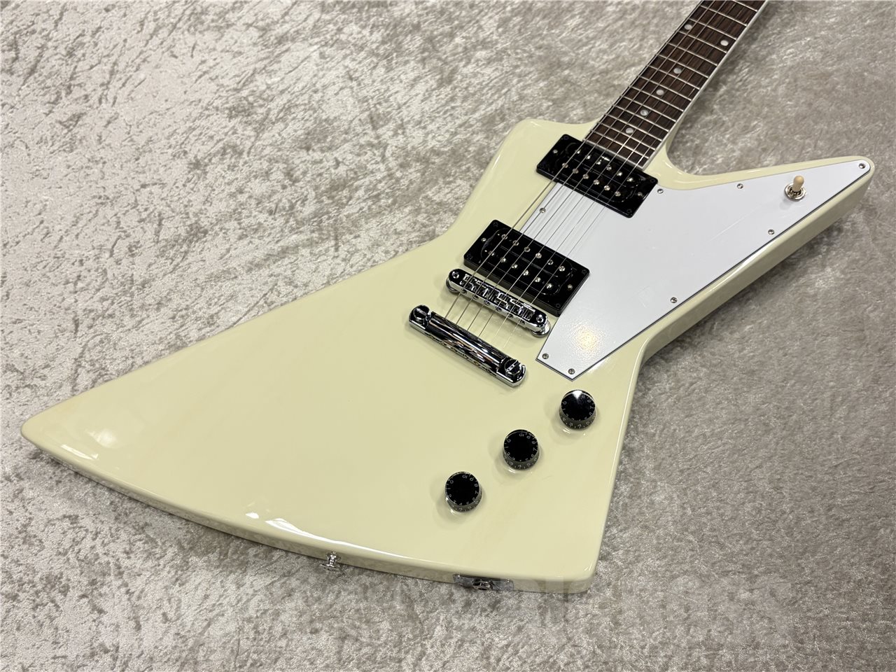 【即納可能】Gibson(ギブソン)70s Explorer(Classic White) 名古屋店 - 2