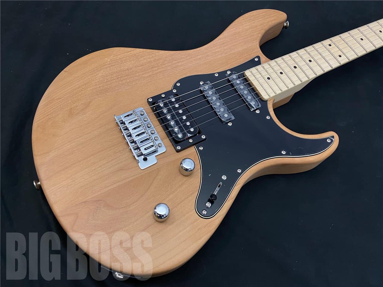 YAMAHA PACIFICA 112VMX YNS (イエローナチュラルサテン) ブラック