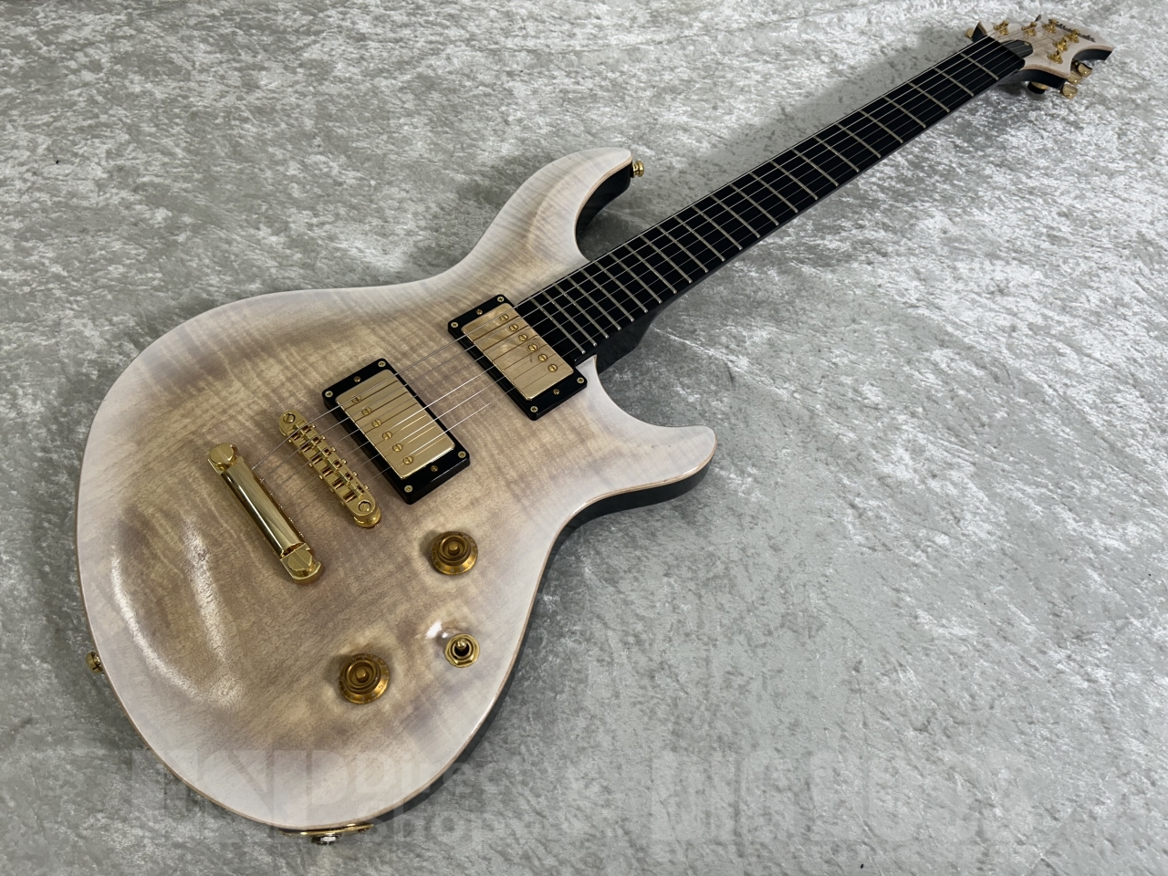 【即納可能】EDWARDS(エドワーズ) E-MYSTIQUE / See Thru White Sunburst お茶の水駅前店(東京)