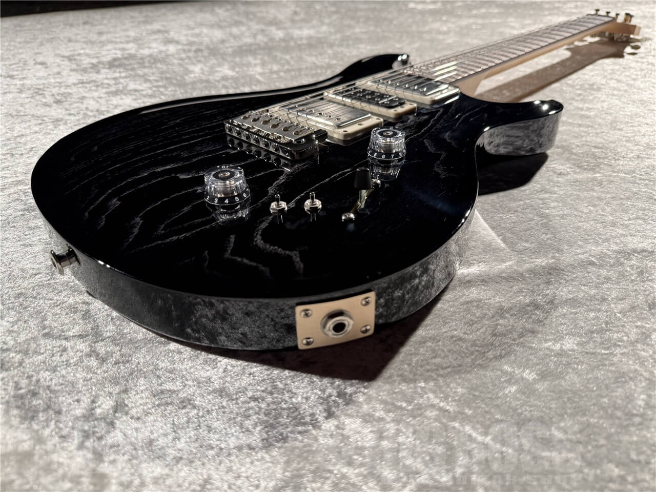 【即納可能】Paul Reed Smith(ポールリードスミス/PRS) SWAMP ASH SPECIAL 2025 / (Black Doghair Smokeburst)/(2025年製 S/N 0405365) - 4