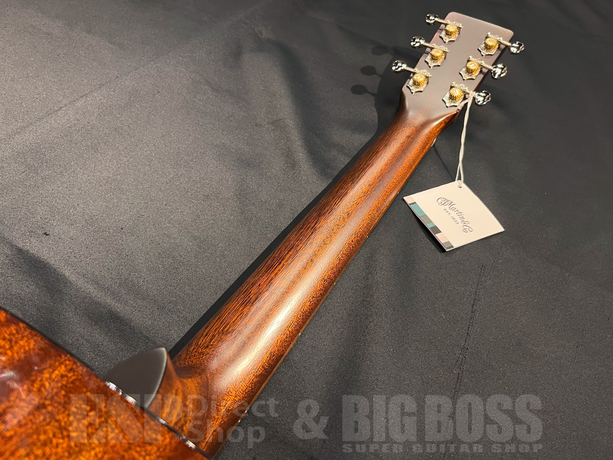 【即納可能】Martin(マーティン) 000E Retro Plus Mahogany / 大阪店