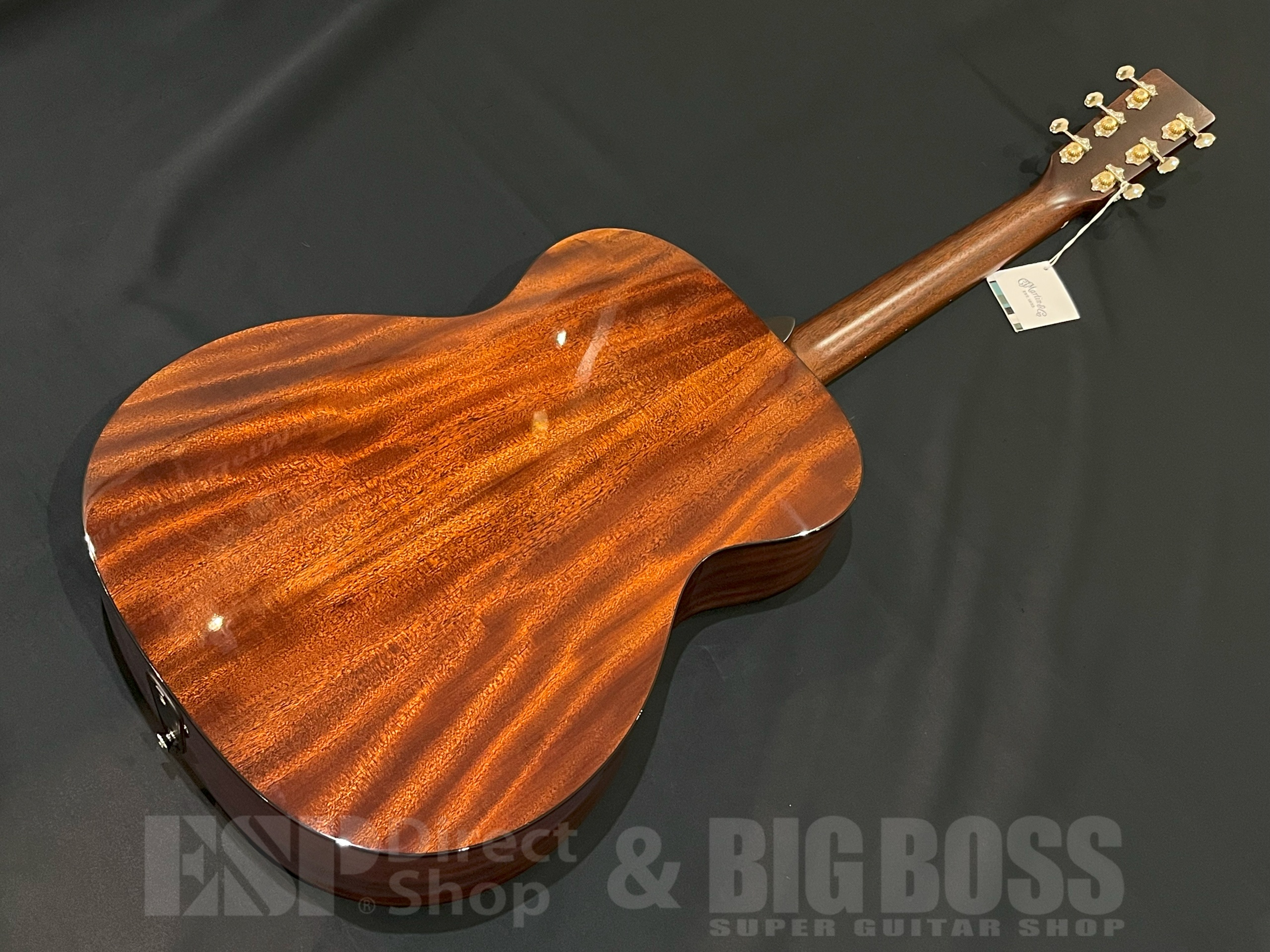 【即納可能】Martin(マーティン) 000E Retro Plus Mahogany / 大阪店