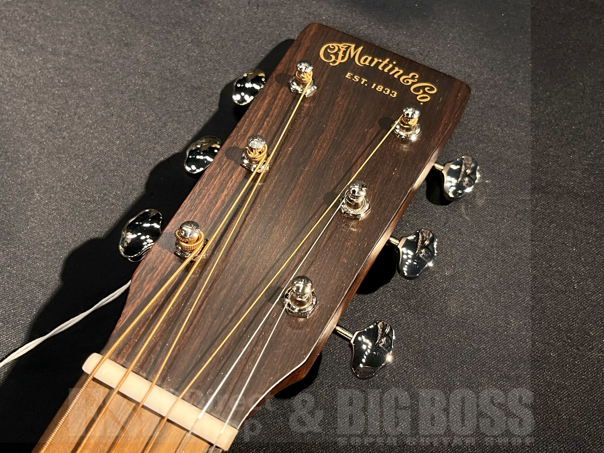 【即納可能】Martin(マーティン) 000E Retro Plus Mahogany / 大阪店