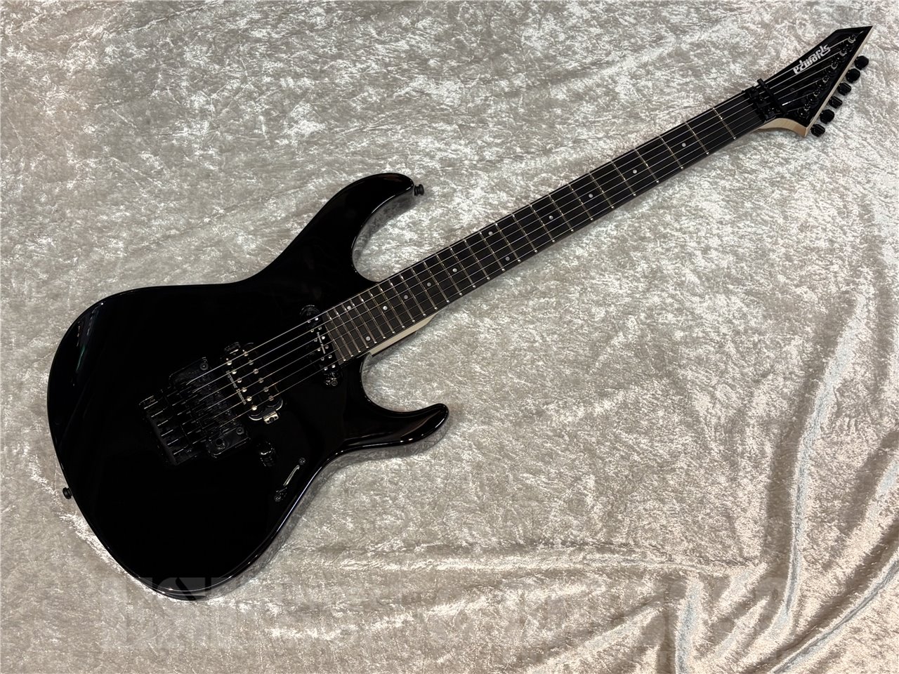 【即納可能】EDWARDS E-MAVERICK (Black) 広島店
