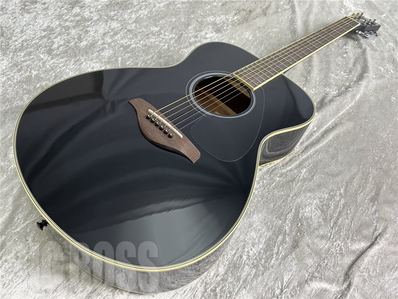 YAMAHA アコースティックギター　FS820 黒　ブラック
