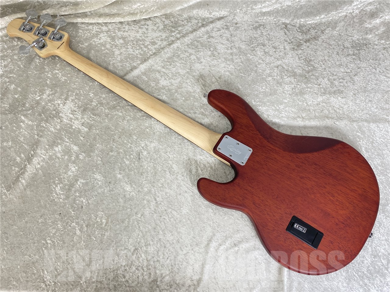 【即納可能】Sterling by MUSIC MAN(スターリンバイミュージックマン) S.U.B RAY4 / Walnut Satin お茶の水駅前店(東京) - 9
