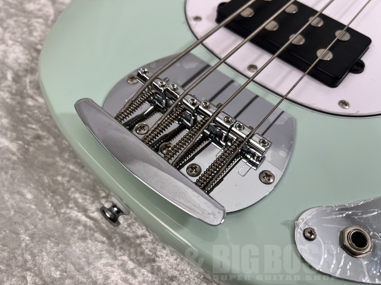 【即納可能】Sterling by MUSIC MAN(スターリンバイミュージックマン) S.U.B RAY4 / Mint Green お茶の水駅前店(東京)