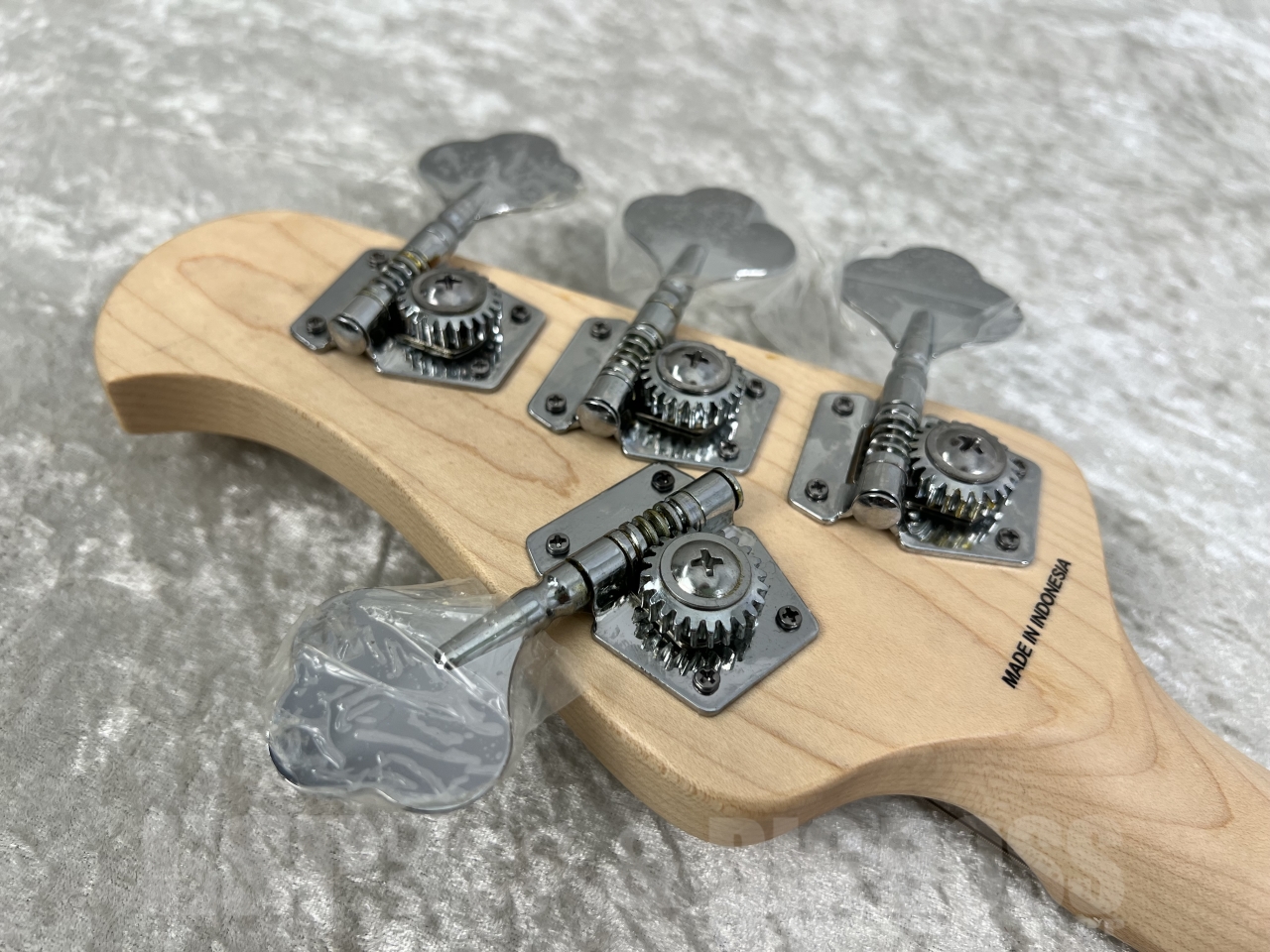 【即納可能】Sterling by MUSIC MAN(スターリンバイミュージックマン) S.U.B RAY4 / Mint Green お茶の水駅前店(東京)