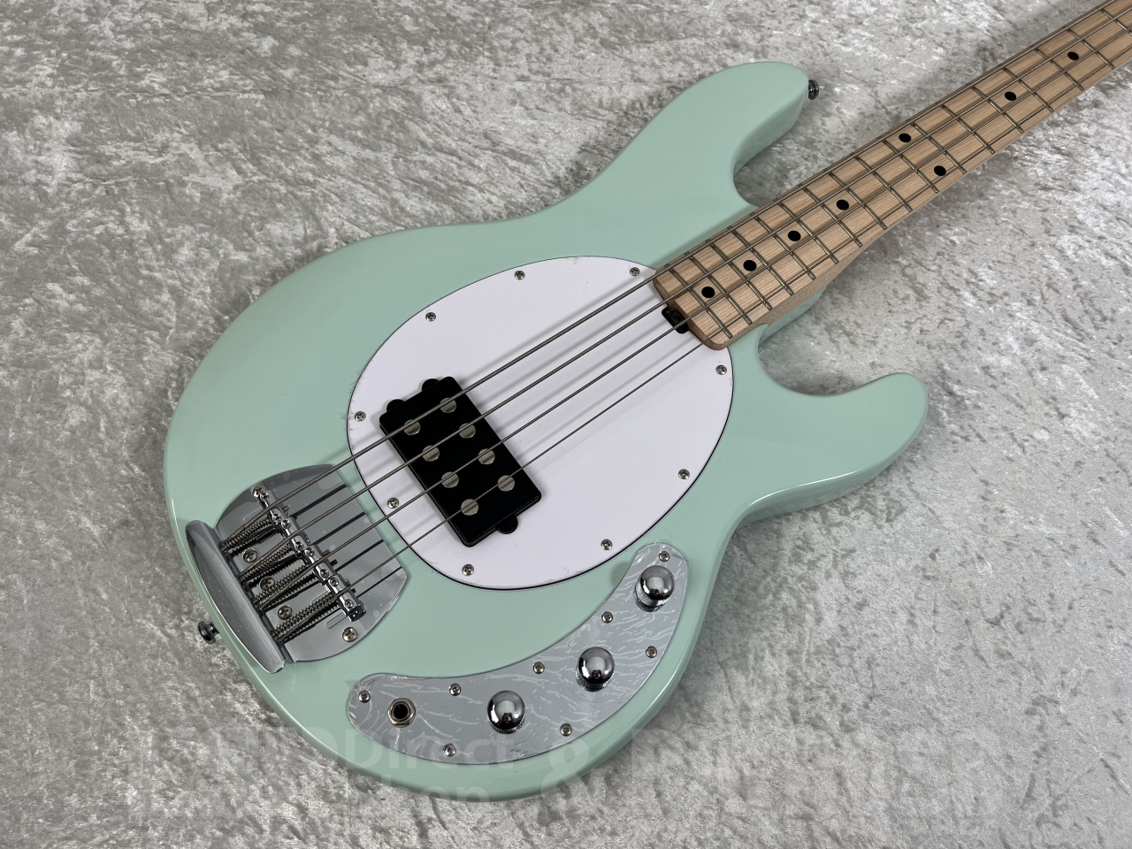 【即納可能】Sterling by MUSIC MAN(スターリンバイミュージックマン) S.U.B RAY4 / Mint Green お茶の水駅前店(東京)