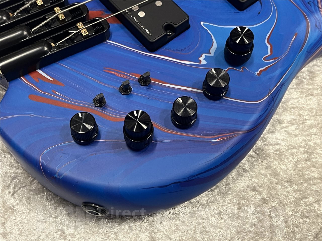 【即納可能】Sire（サイアー）Marcus Miller M6 4-String Headless Swirl（Blue Swirl）　名古屋店 - 4