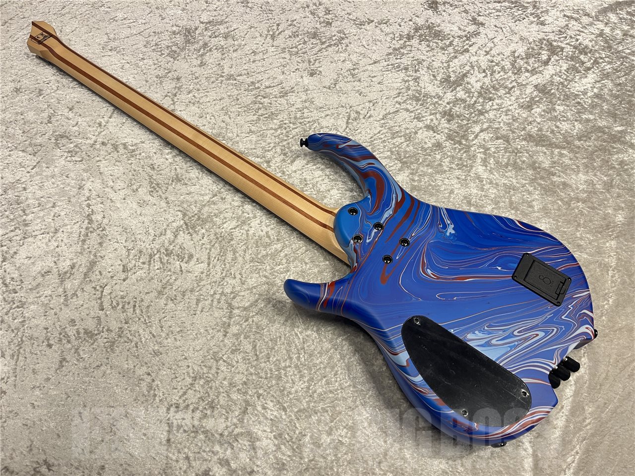 【即納可能】Sire（サイアー）Marcus Miller M6 4-String Headless Swirl（Blue Swirl）　名古屋店 - 7