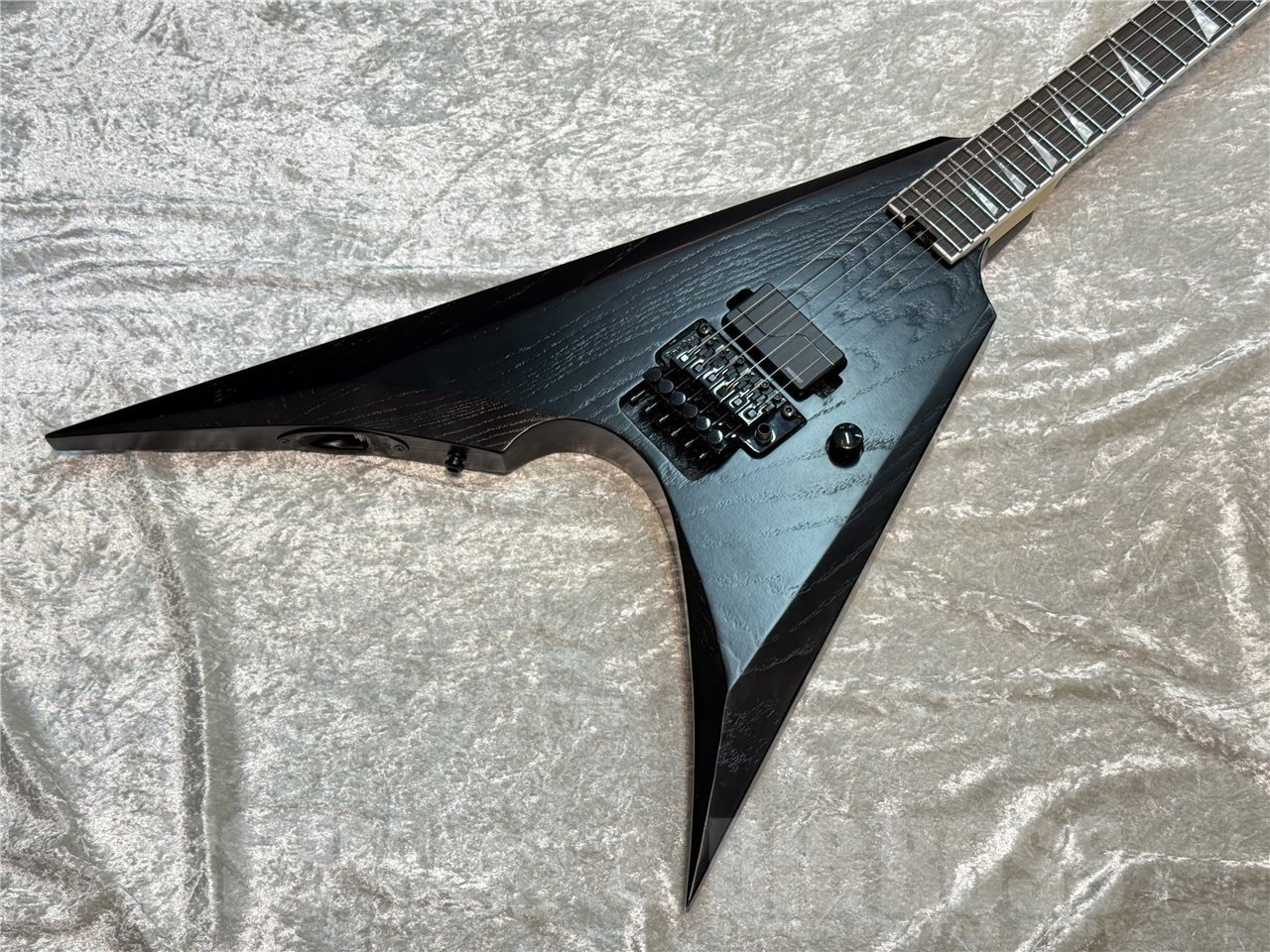 【中古品/即納可能】EDWARDS(エドワーズ) E-ARROW-1H (Alternative Black) 広島店 - 2