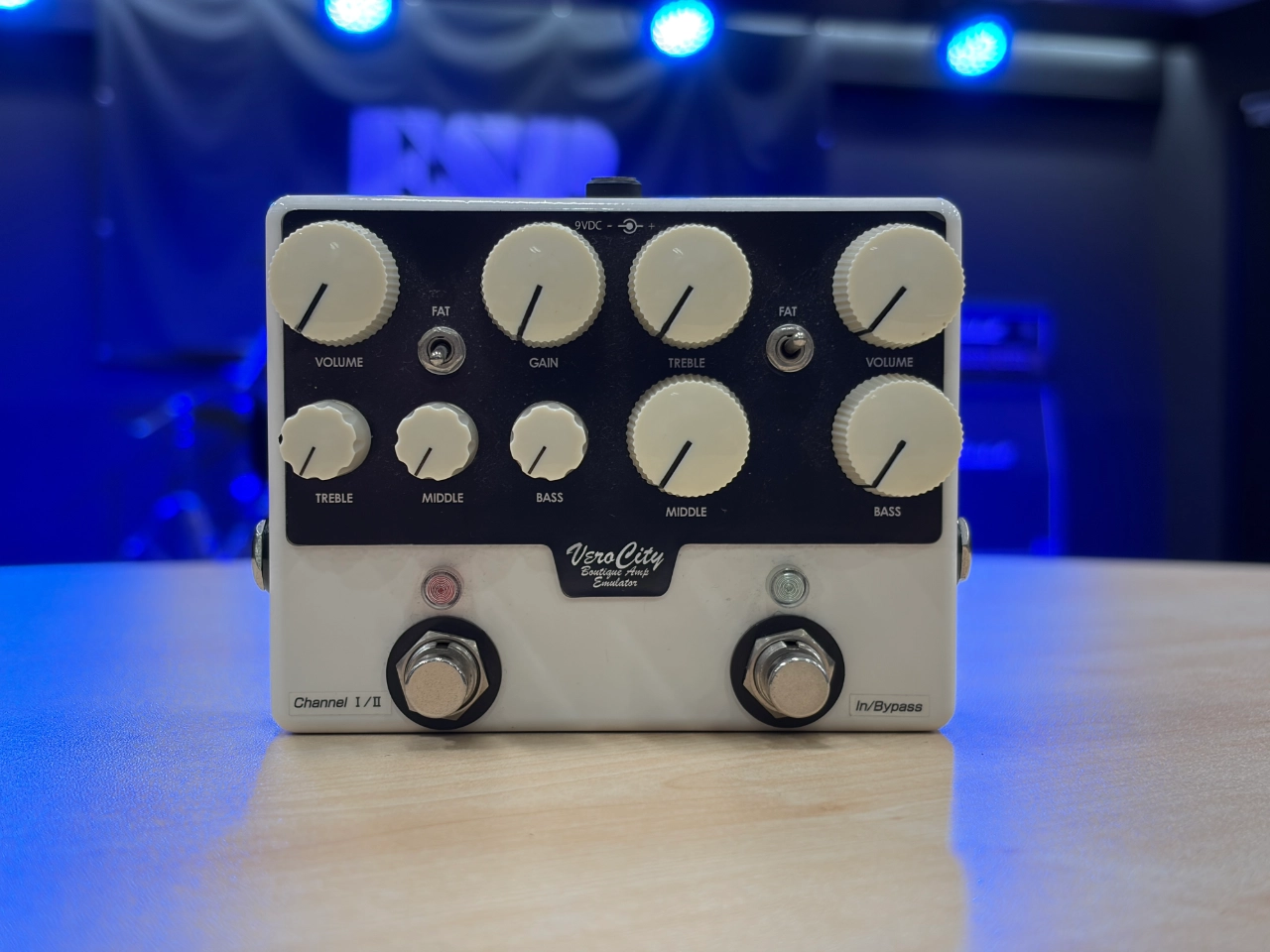 【即納可能】<br>VeroCity Effects Pedals FTM-Custom<br>Cream<br>(オーバードライブ/プリアンプ)(ベロシティエフェクツペダルズ)お茶の水駅前店(東京)