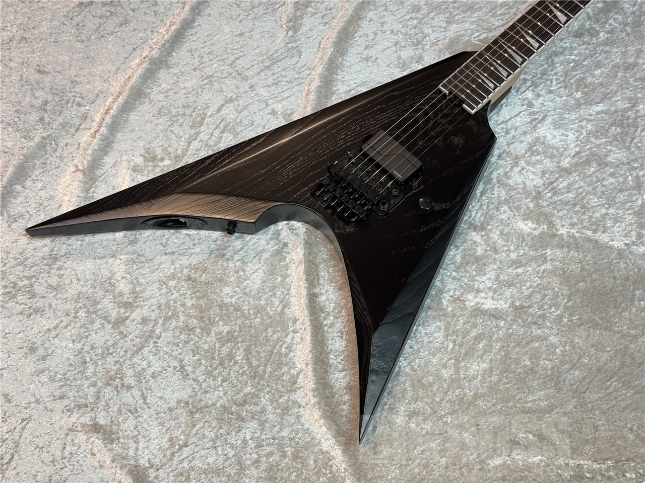 EDWARDS(エドワーズ) E-ARROW-1H / Alternative Black 広島店