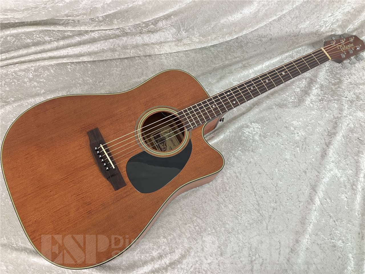 【即納可能/中古品】Takamine(タカミネ) EF340SC GN (エレアコ) お茶の水駅前店・別館
