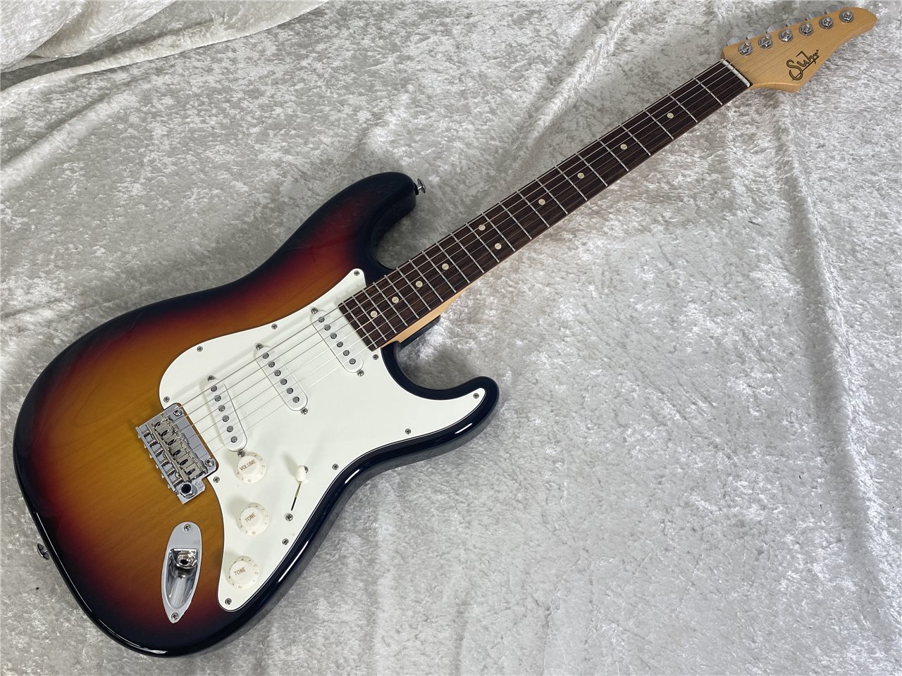 【即納可能】Suhr(サー) Classic S (3 Tone Burst) お茶の水駅前店(東京)