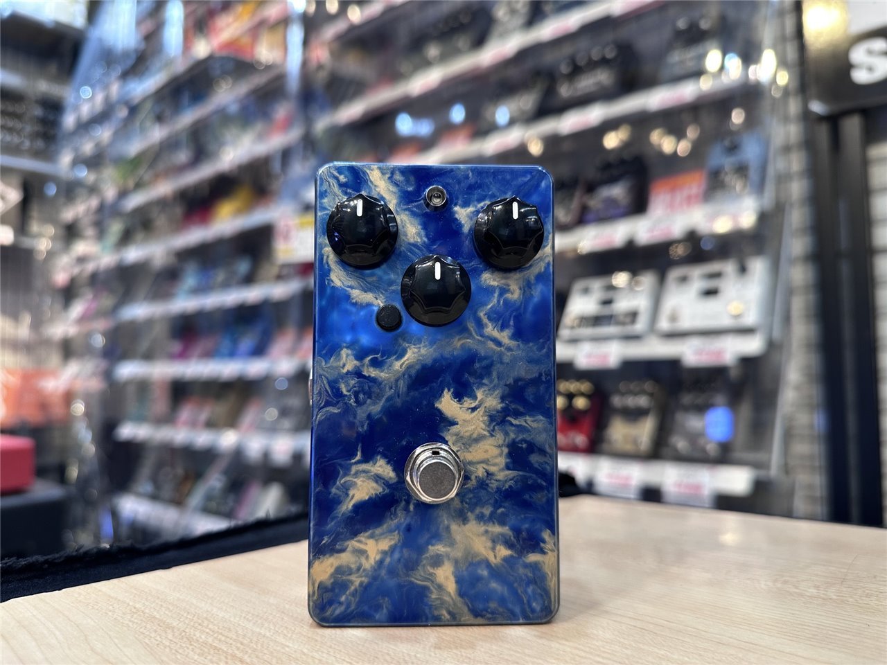 【即納可能】LEQTIQUE EVR(レクティークイーブイアール) CLHD EVR (オーバードライブ) お茶の水駅前店(東京)