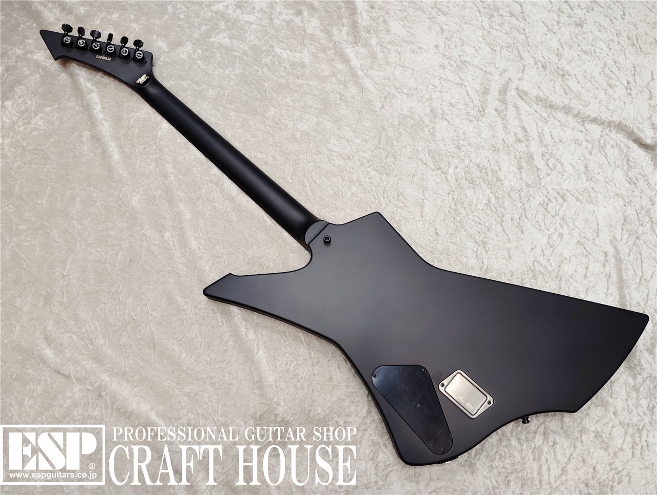 【即納可能】ESP SNAKEBYTE / Black Satin 渋谷店