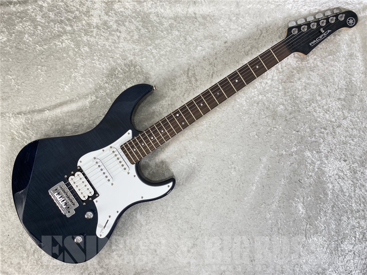 【即納可能】YAMAHA(ヤマハ) PACIFICA212VFM (TBL/Translucent Black)お茶の水駅前店(東京) - 2