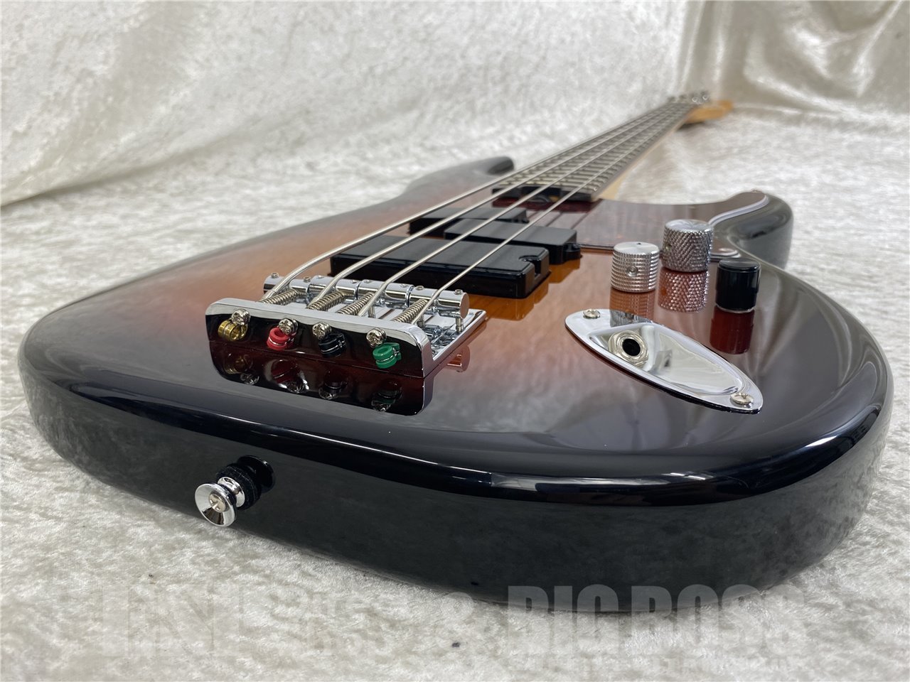 【即納可能】Killer(キラー) KB-Rancor '25 P-H / 3 Tone Sunburst お茶の水駅前店(東京) - 4