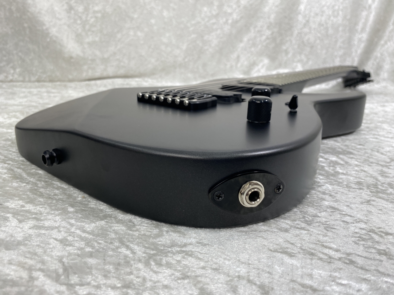 【お取寄せ商品】EDWARDS (エドワーズ) E-M-II-7 / Metallic Black Satin