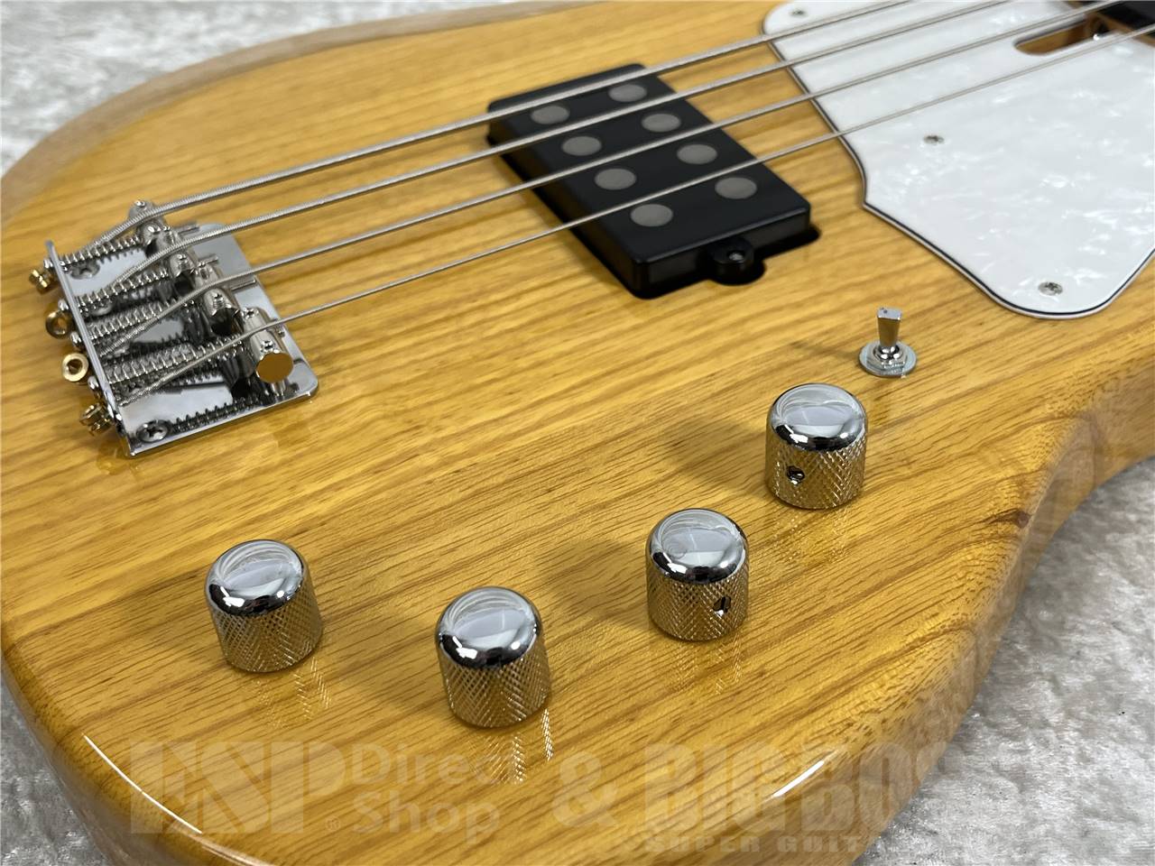 【即納可能】TOKAI(トーカイ) GHB437EQ-102 (エレキベース)お茶の水駅前店・別館 - 4