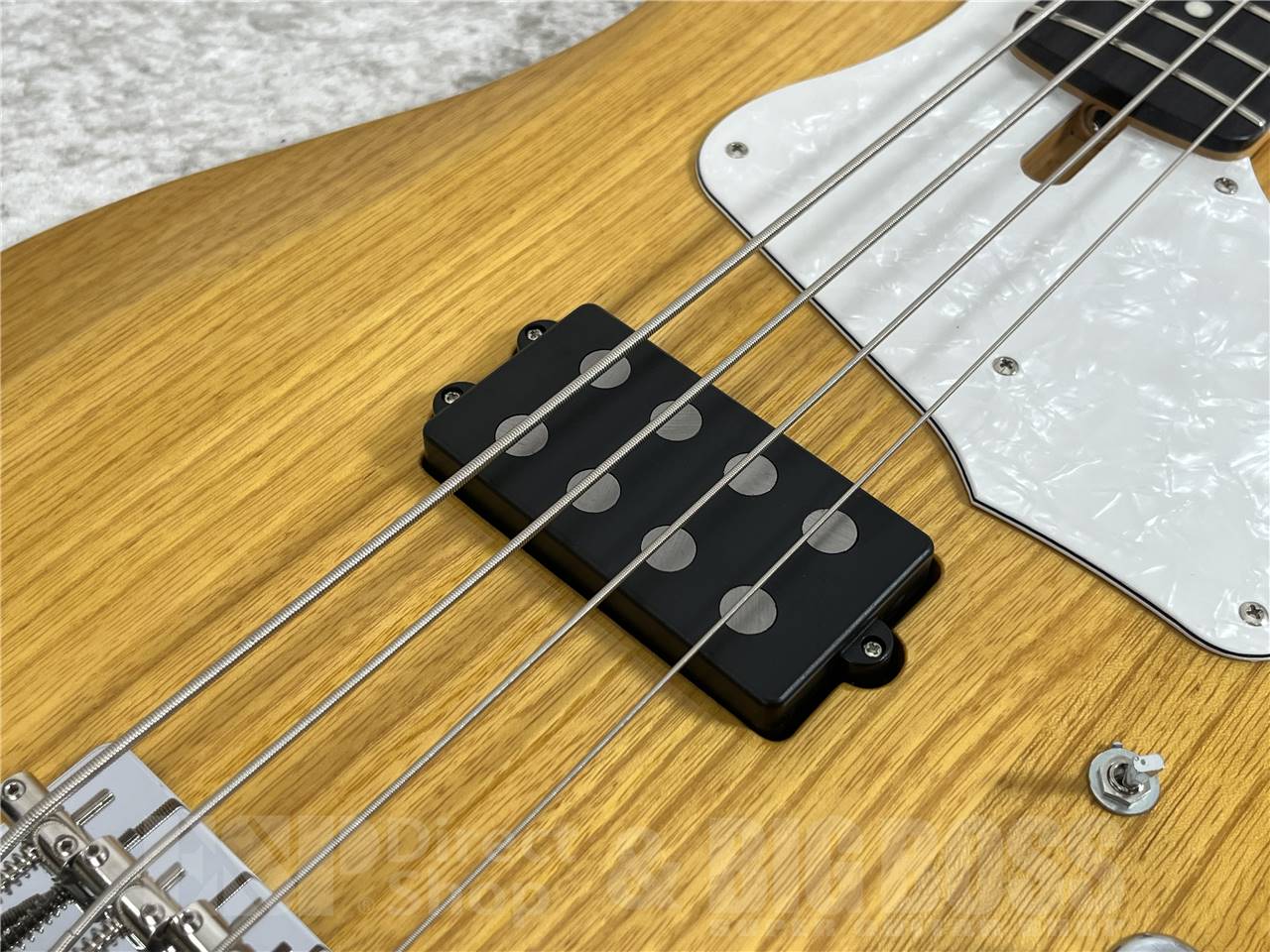 【即納可能】TOKAI(トーカイ) GHB437EQ-102 (エレキベース)お茶の水駅前店・別館 - 6