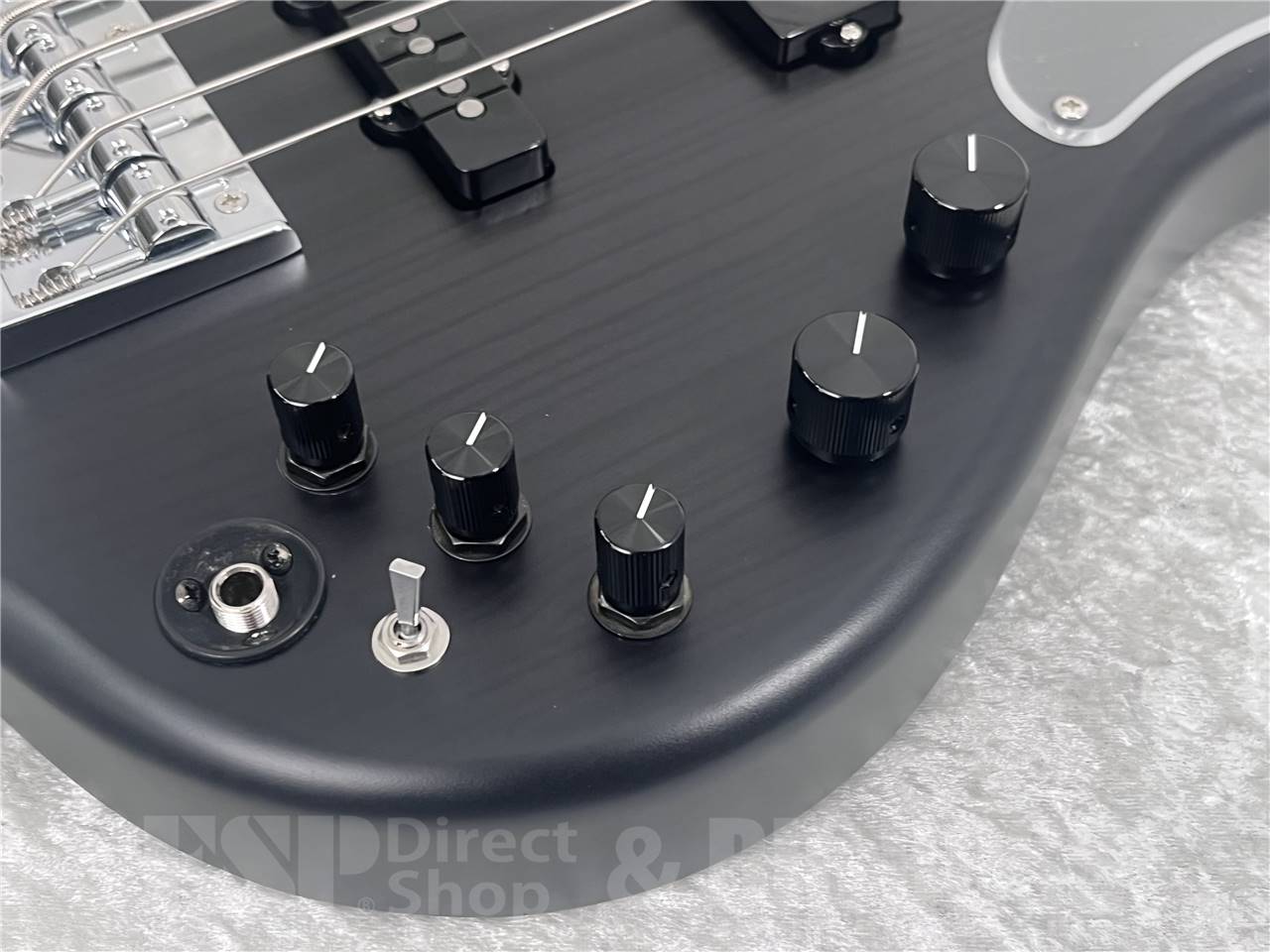 【即納可能】EDWARDS(エドワーズ) E-BB/M (Satin Burner Black) お茶の水駅前店・別館